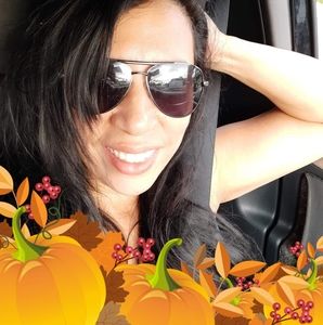 Meet your Posher, Ivette